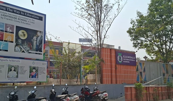 Glendale International School Entrance and prominent signage of Glendale International School, a reputed educational institution located conveniently near Prestige Golden Grove