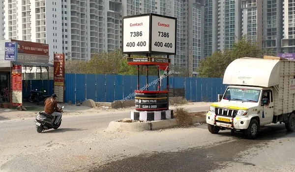 Tellapur–Kollur Road View of the Tellapur Kollur Road intersection showcasing the rapid infrastructure development and high-rise connectivity near Prestige Golden Grove
