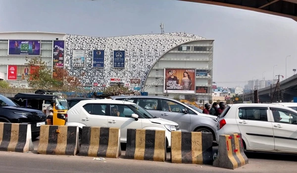 Sarath City Capital Mall The expansive facade of Sarath City Capital Mall on Gachibowli-Miyapur Road, a premier shopping and entertainment destination near Prestige Golden Grove